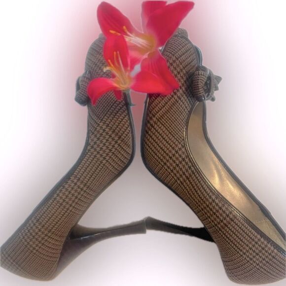 Diba classic peep-toe plaid heels with bow-detail! - Picture 3 of 15